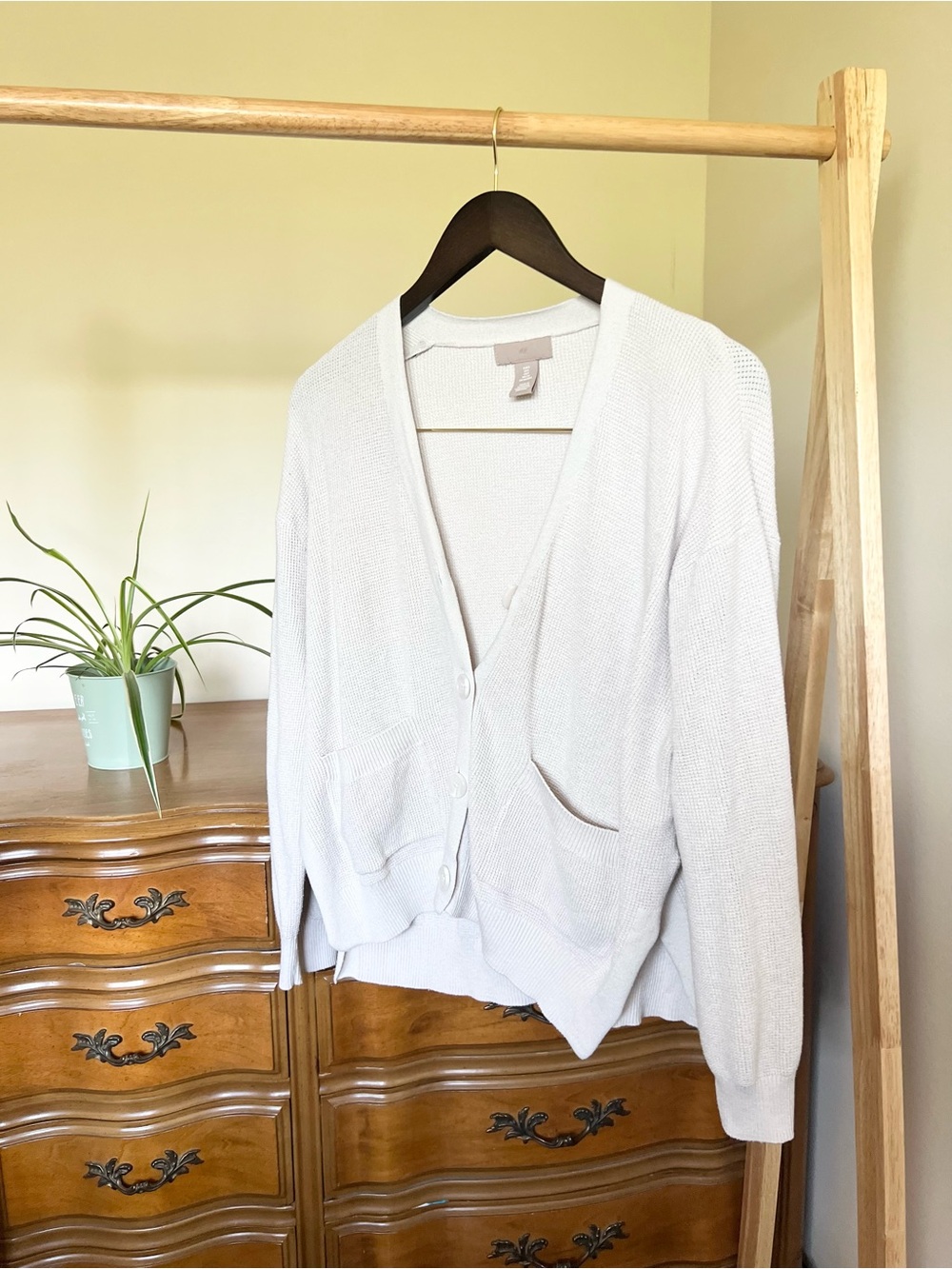 H&M Cream/Gray Button-Front Women’s Cardigan